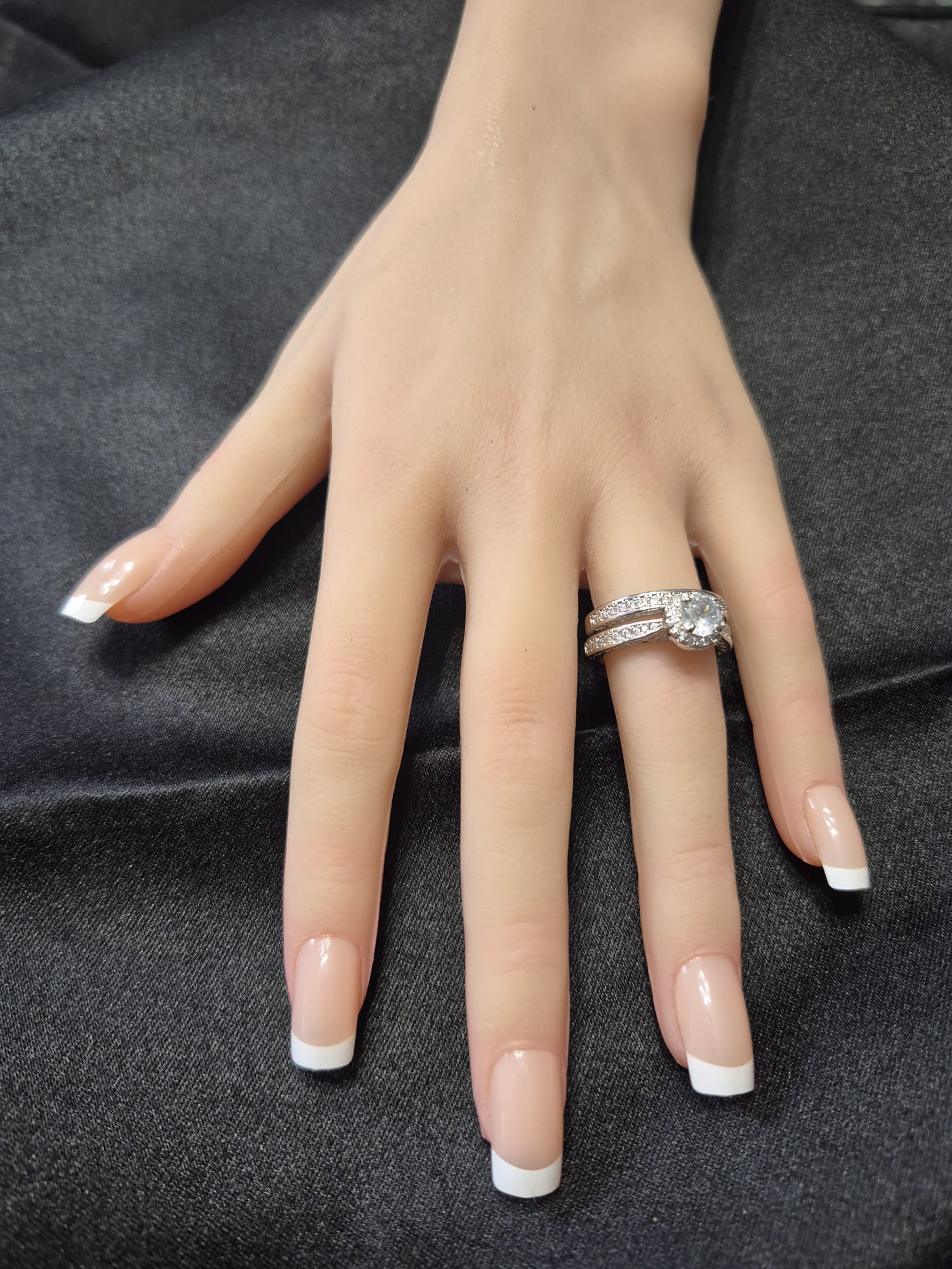 Women's Luxurious 2pc Cubic Zirconia Engagement Ring and Wedding Band Set
