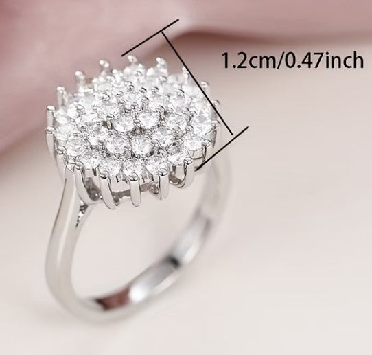 Exquisite White Cluster Zirconia Round Women's Engagement Ring