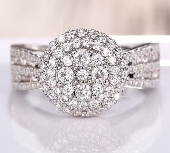 Stunning Women's Round Cubic Zirconia Engagement Ring